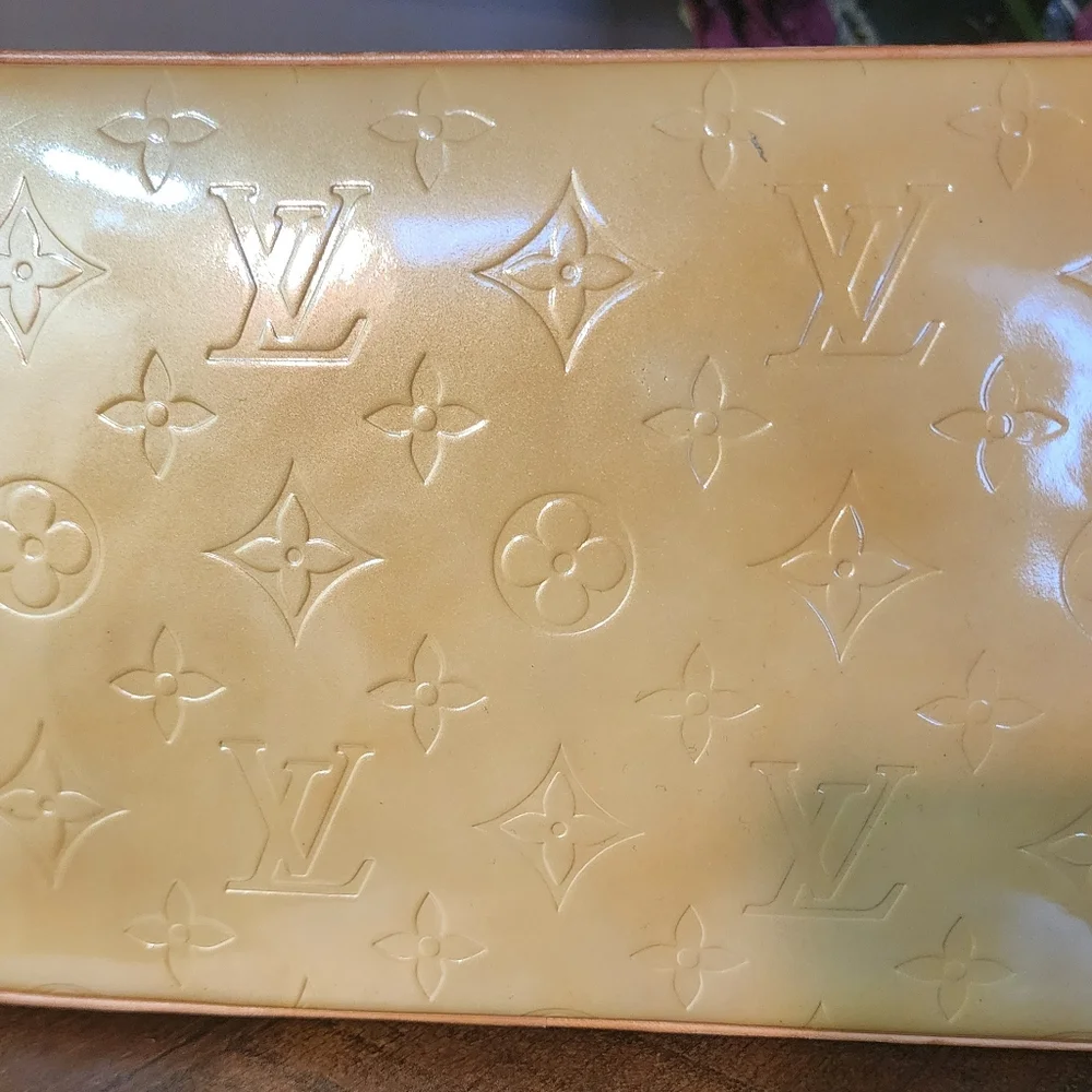 Authentic Louis Vuitton Vernis Monogram Yellow Houston Tote Approx13x9.8x5.5 - Picture 2 of 7